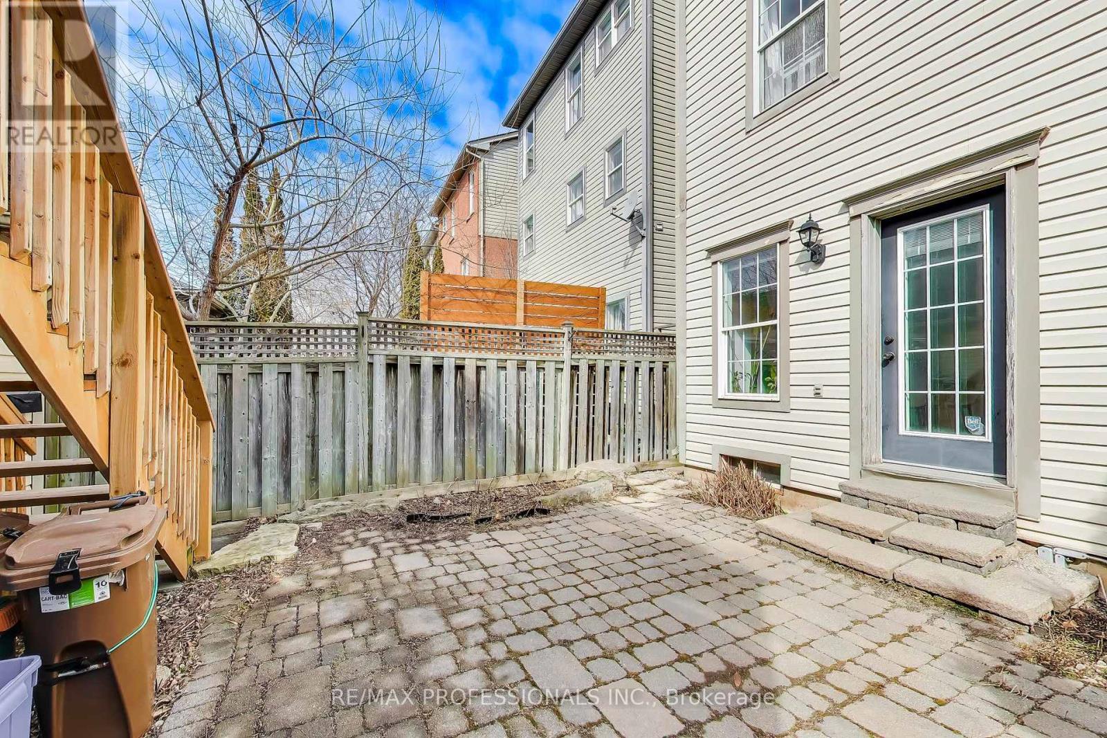 110 Littlewood Drive, Oakville, Ontario  L6H 6V2 - Photo 37 - W12912912