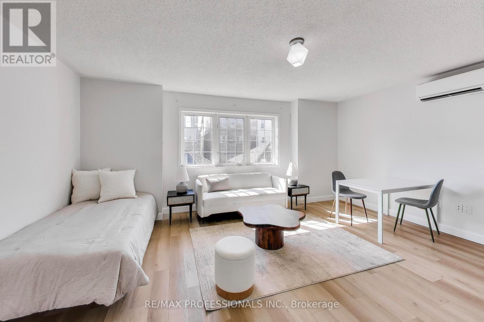 110 Littlewood Drive, Oakville, Ontario  L6H 6V2 - Photo 39 - W12912912