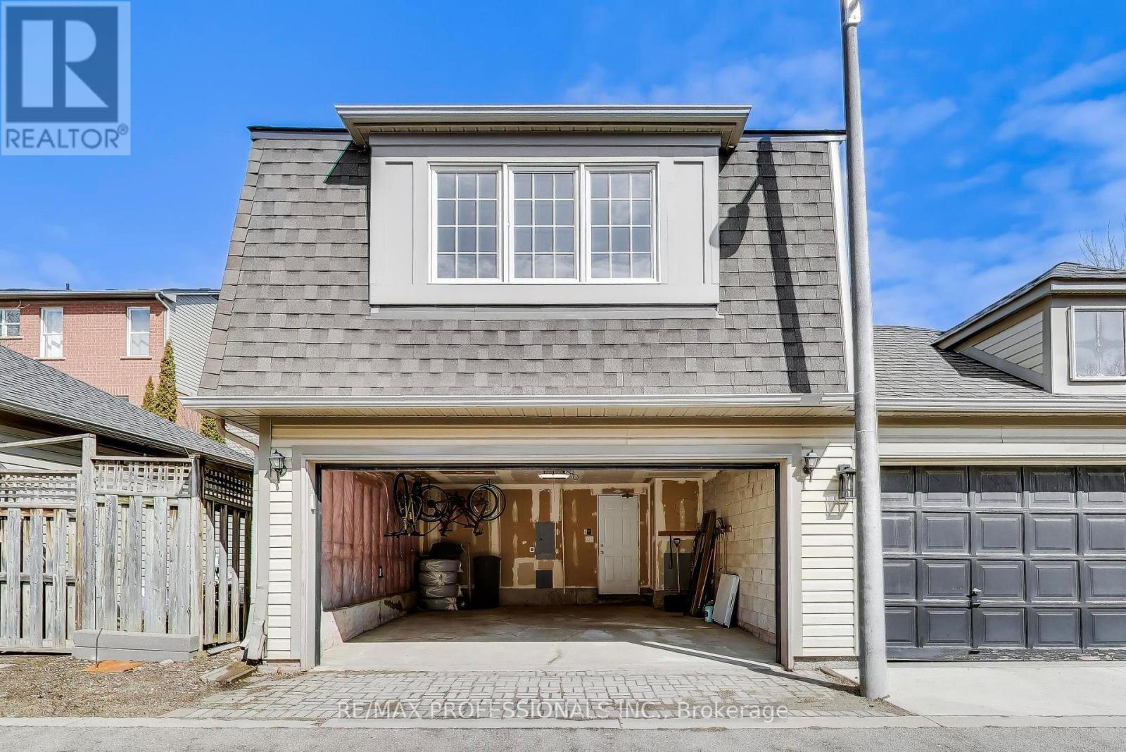 110 Littlewood Drive, Oakville, Ontario  L6H 6V2 - Photo 45 - W12912912