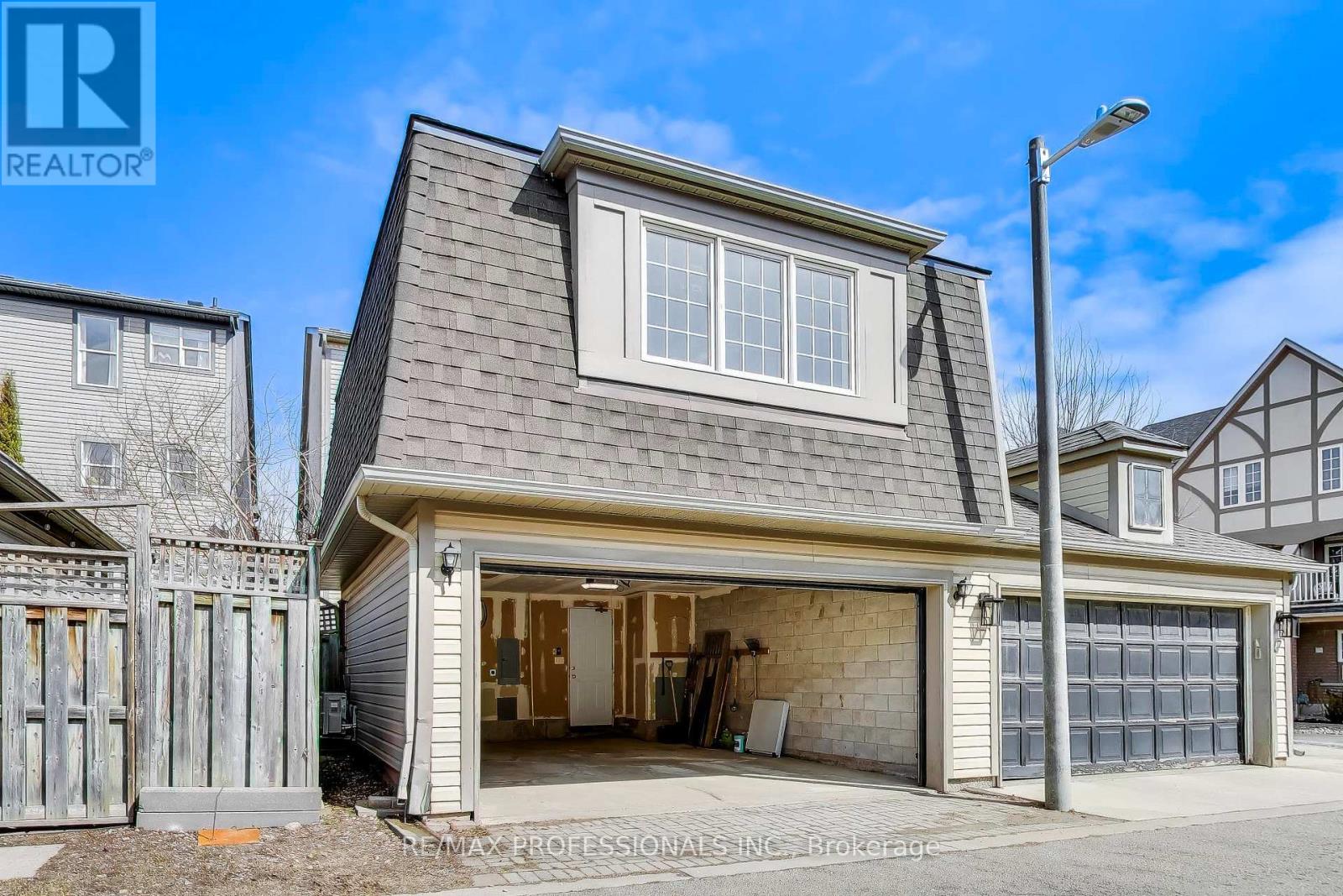 110 Littlewood Drive, Oakville, Ontario  L6H 6V2 - Photo 47 - W12912912