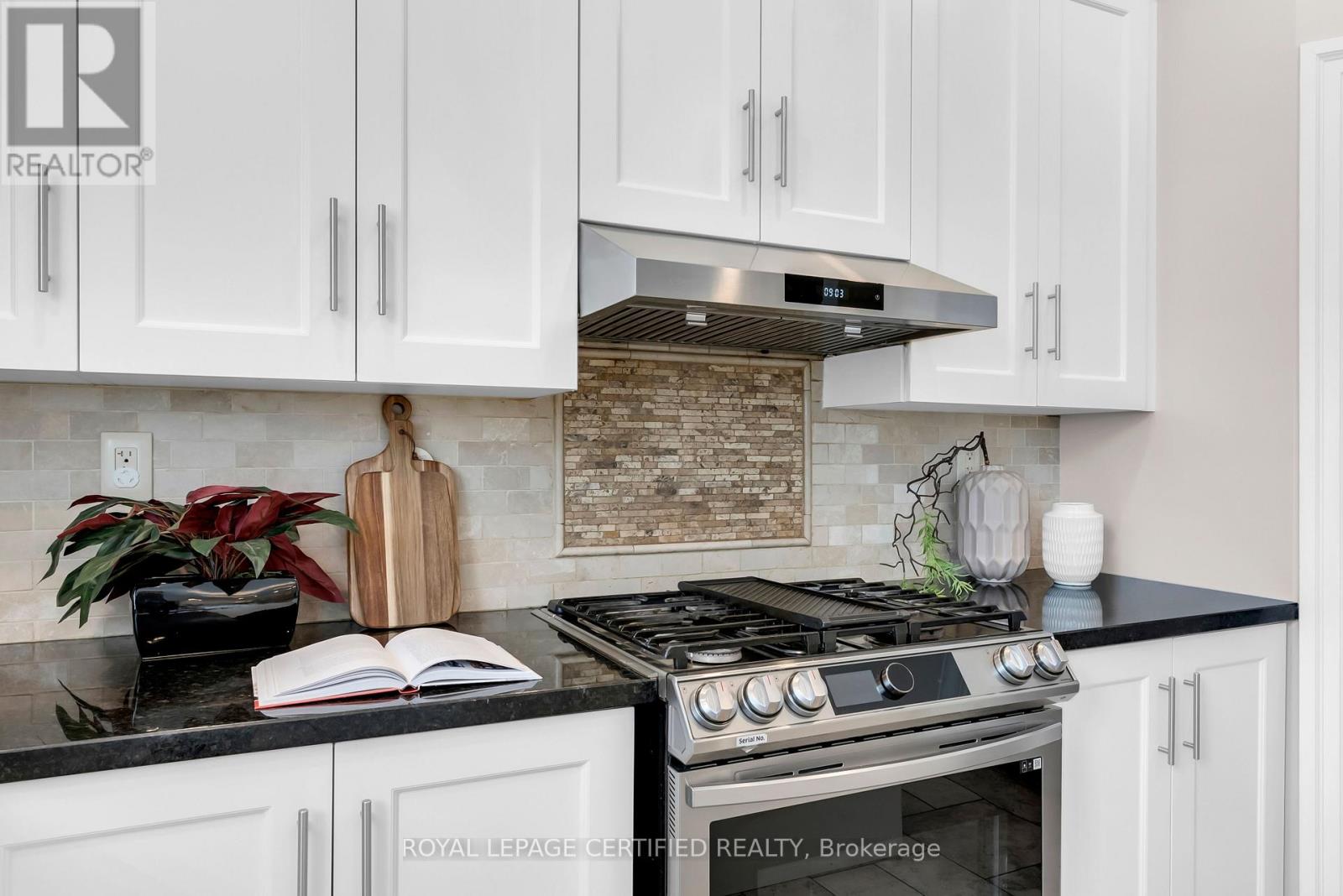 1211 Winter Crescent, Milton, Ontario  L9T 6V8 - Photo 23 - W12912926