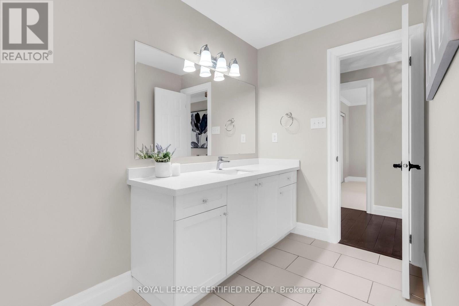 1211 Winter Crescent, Milton, Ontario  L9T 6V8 - Photo 38 - W12912926