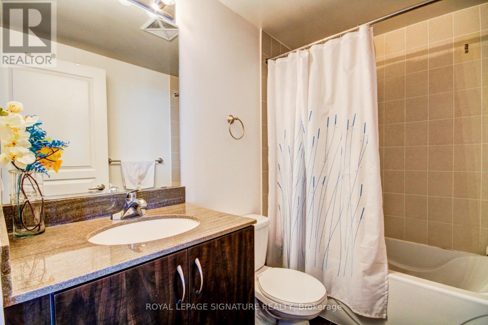 2207 - 15 Legion Road S, Toronto, Ontario  M8V 0A9 - Photo 13 - W12912928