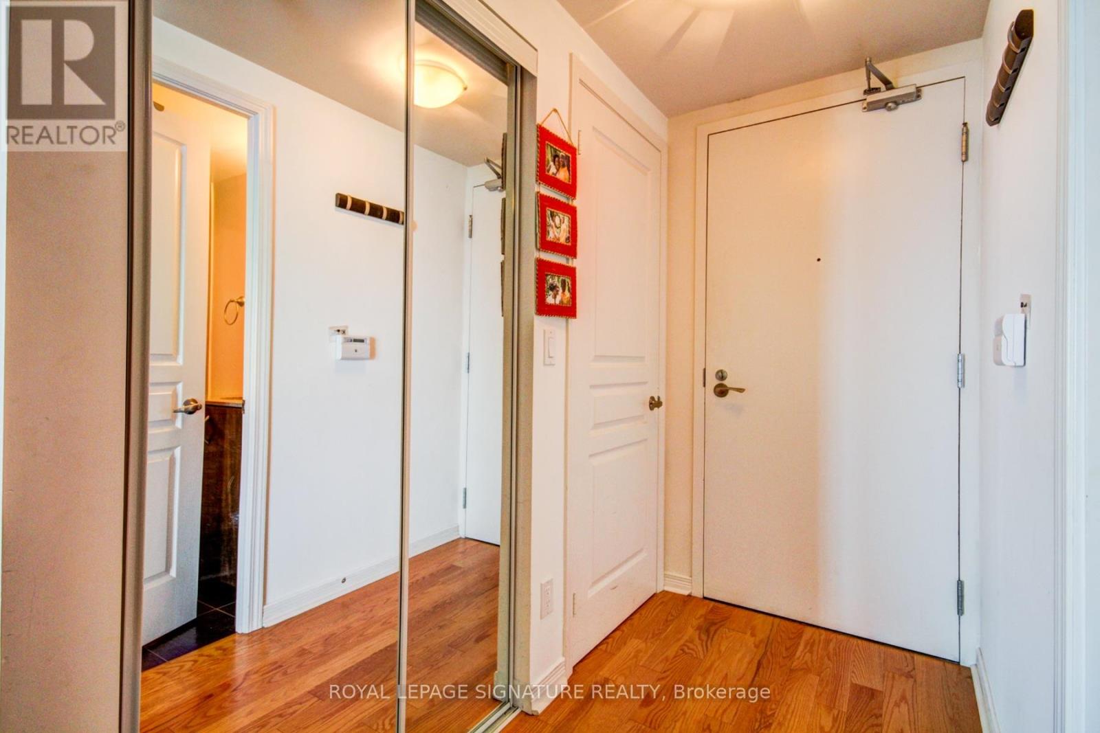 2207 - 15 Legion Road S, Toronto, Ontario  M8V 0A9 - Photo 15 - W12912928