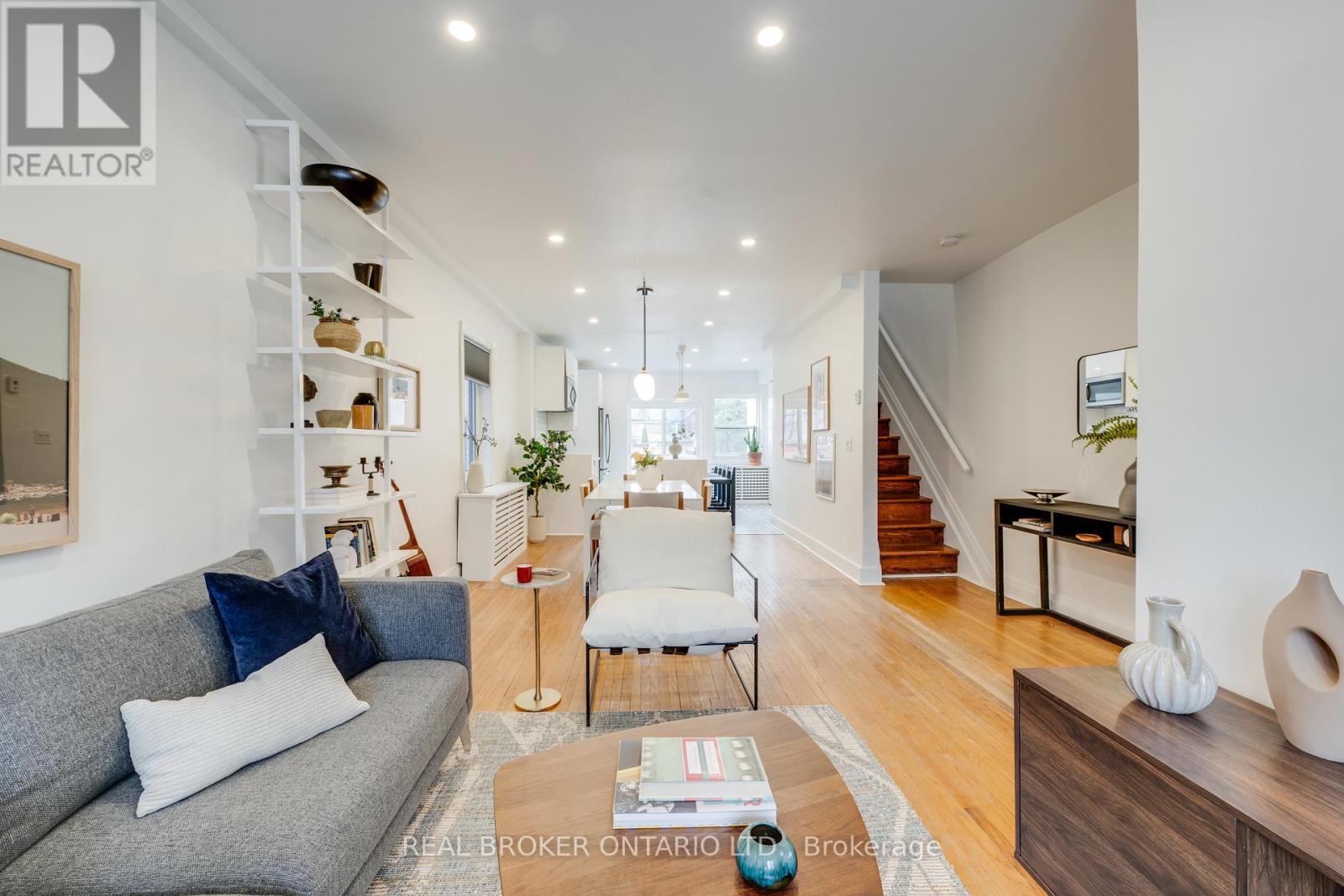 287 High Park Avenue, Toronto (Junction Area), Ontario  M6P 2S8 - Photo 4 - W12912934