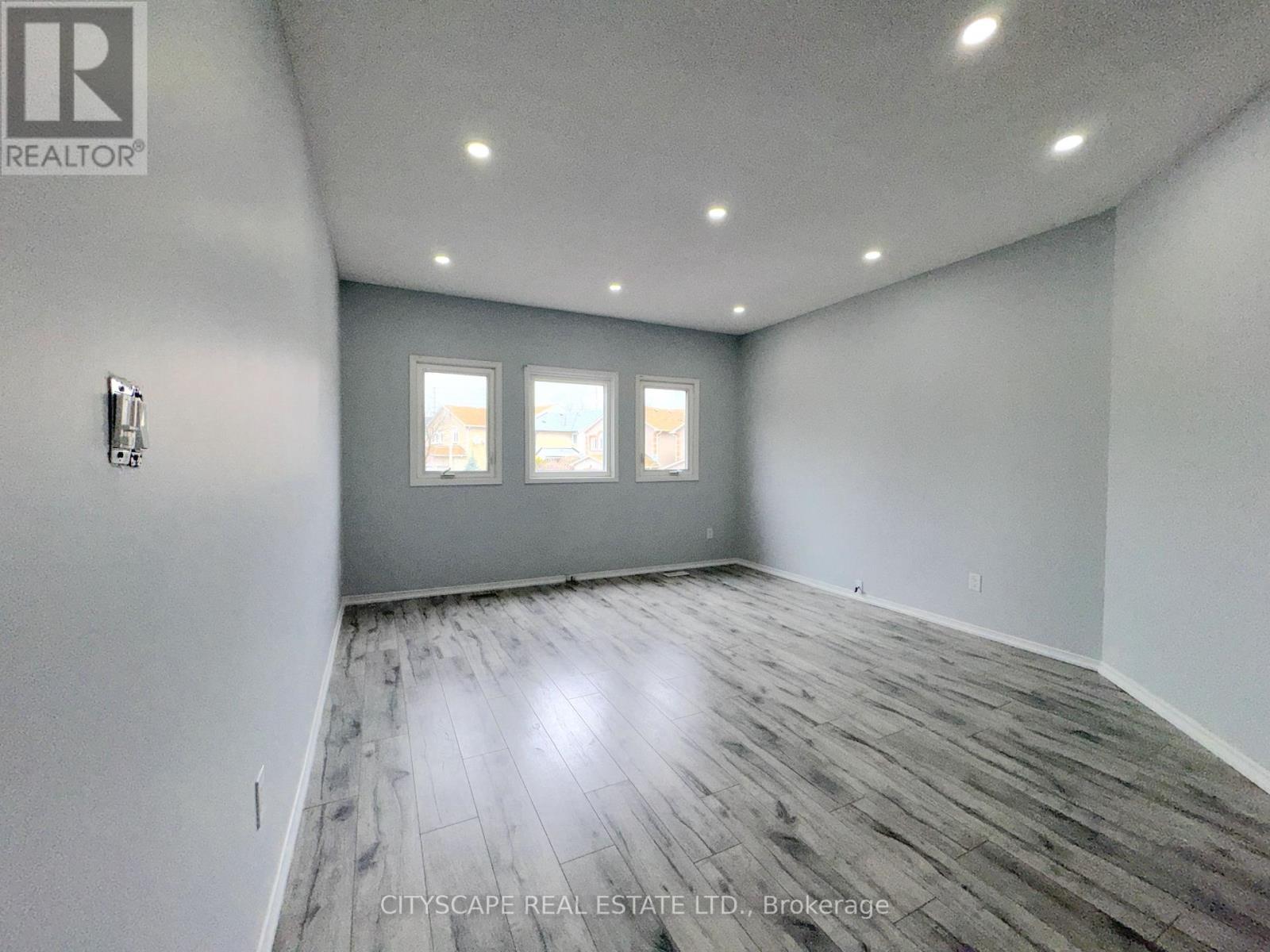 5014 Rundle Court, Mississauga, Ontario  L5M 4A3 - Photo 19 - W12912936