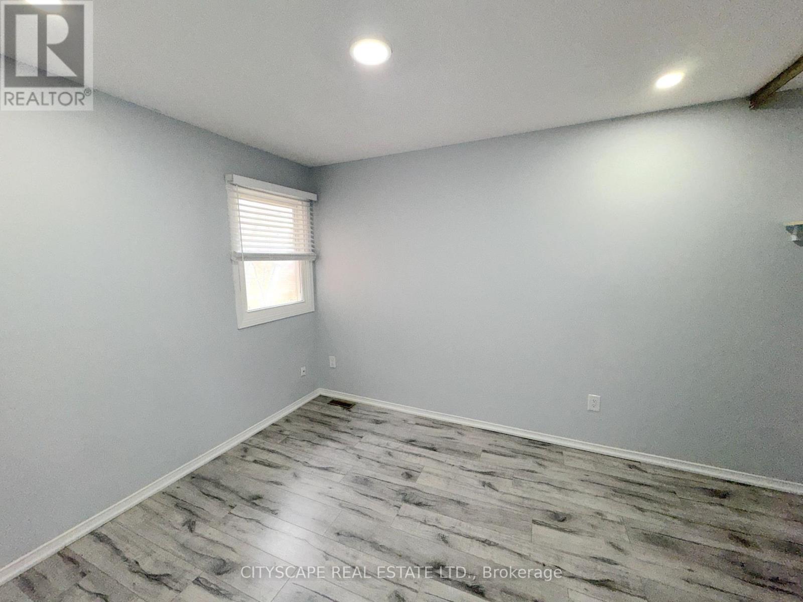 5014 Rundle Court, Mississauga, Ontario  L5M 4A3 - Photo 27 - W12912936