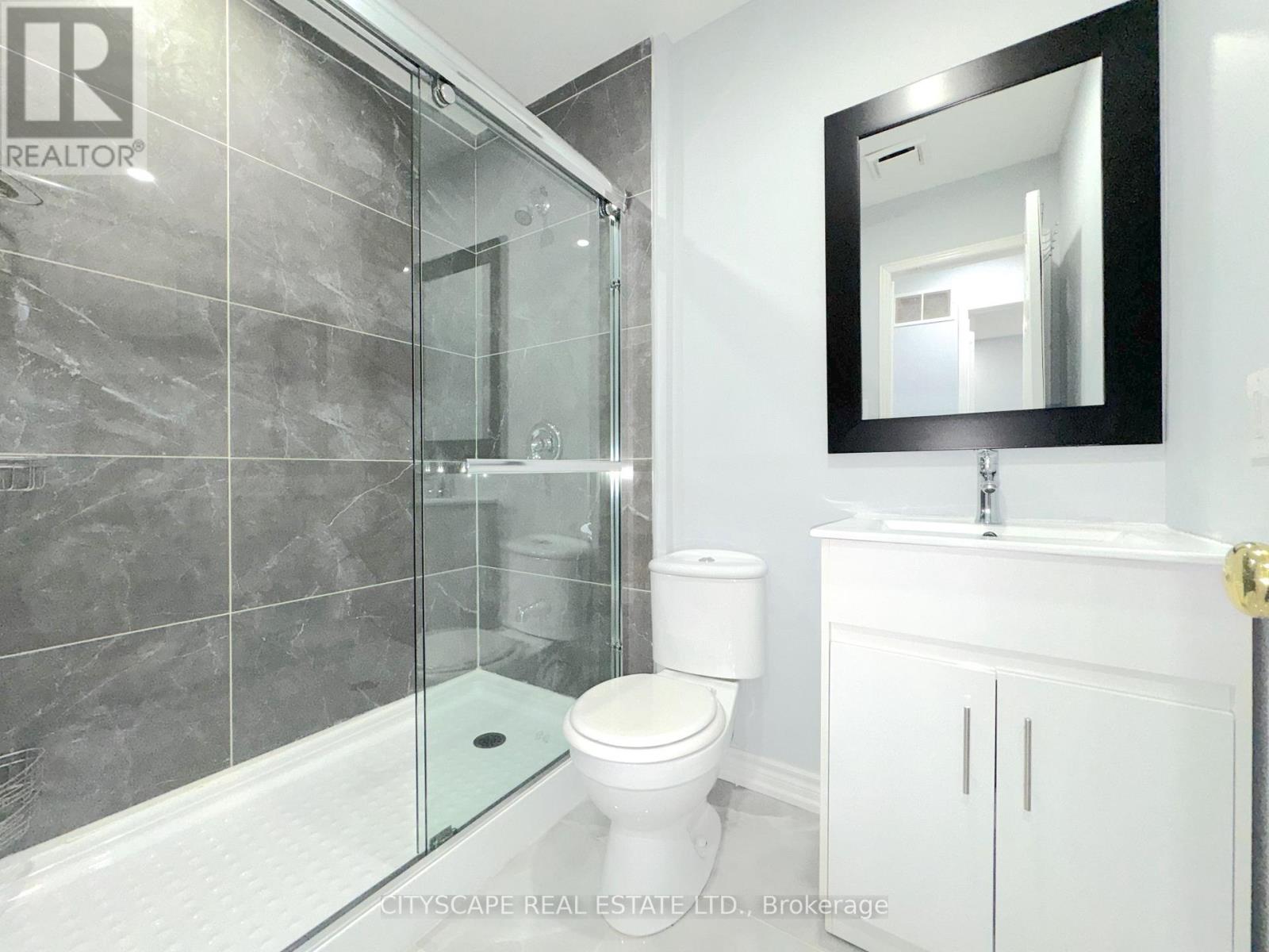 5014 Rundle Court, Mississauga, Ontario  L5M 4A3 - Photo 30 - W12912936