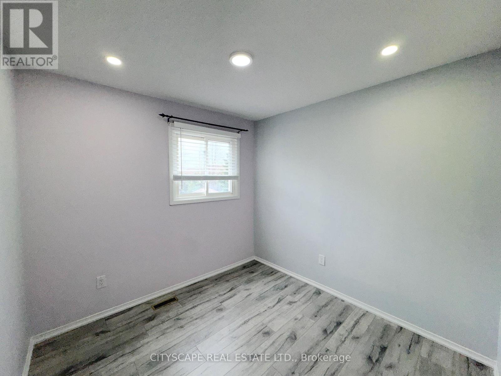 5014 Rundle Court, Mississauga, Ontario  L5M 4A3 - Photo 31 - W12912936