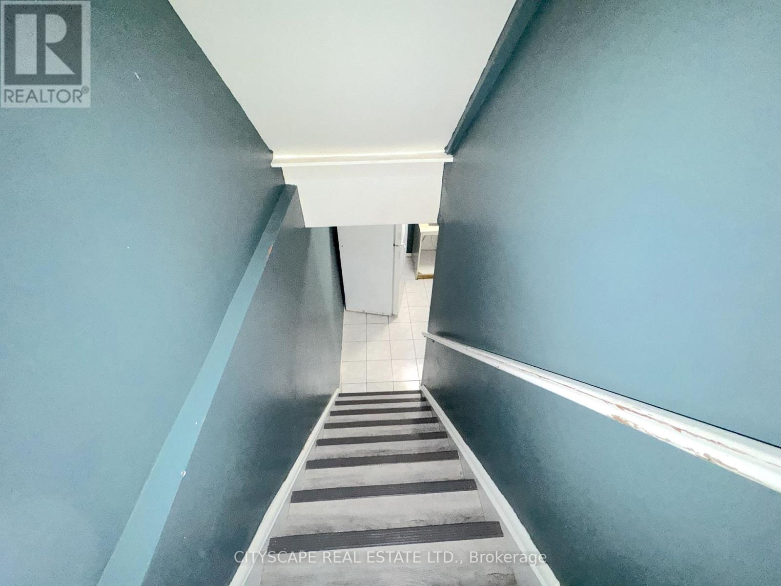 5014 Rundle Court, Mississauga, Ontario  L5M 4A3 - Photo 34 - W12912936