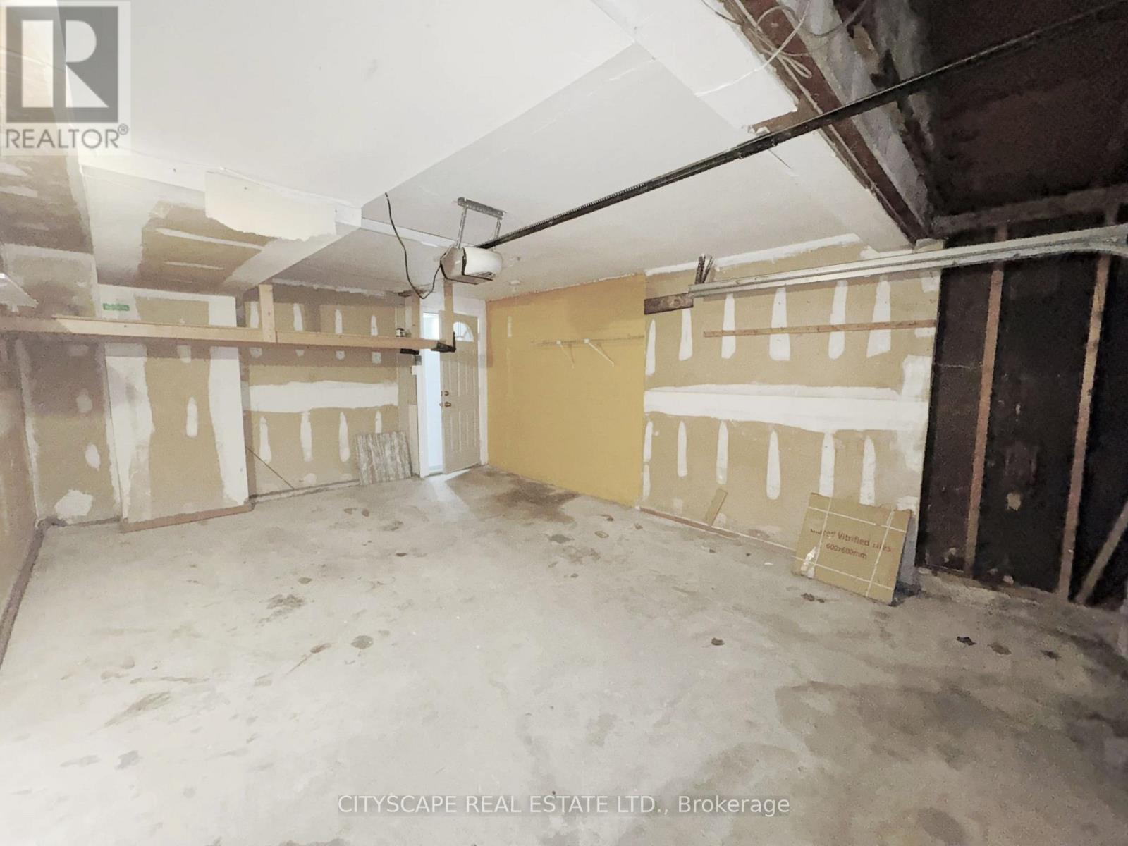 5014 Rundle Court, Mississauga, Ontario  L5M 4A3 - Photo 46 - W12912936