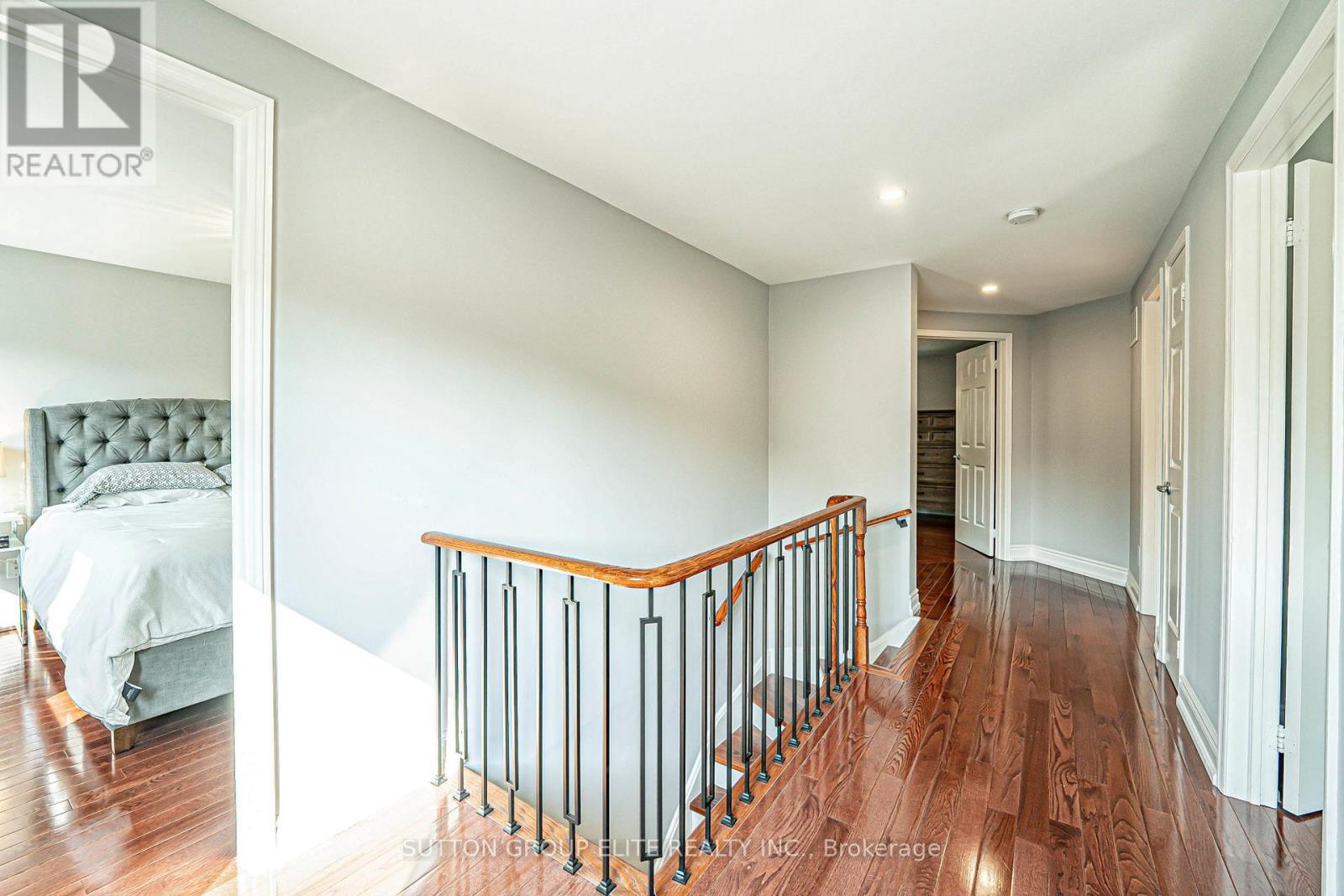 298 Fredericksburg Court, Mississauga, Ontario  L4Z 2T2 - Photo 19 - W12912968