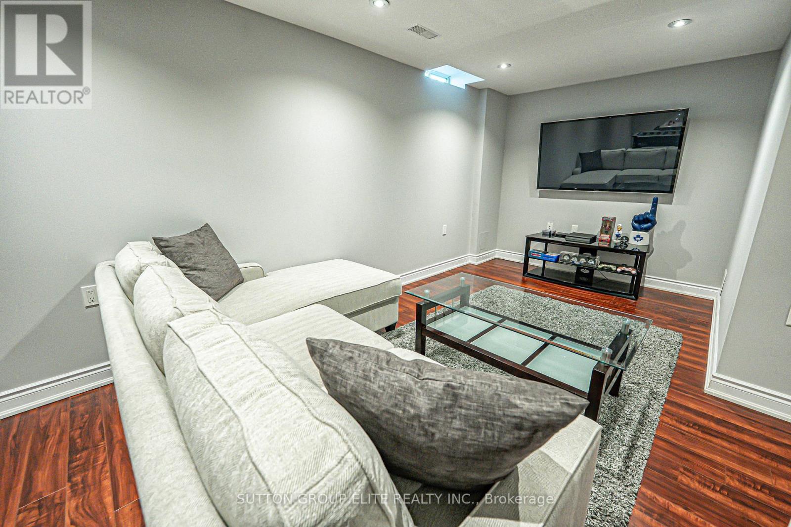 298 Fredericksburg Court, Mississauga, Ontario  L4Z 2T2 - Photo 34 - W12912968