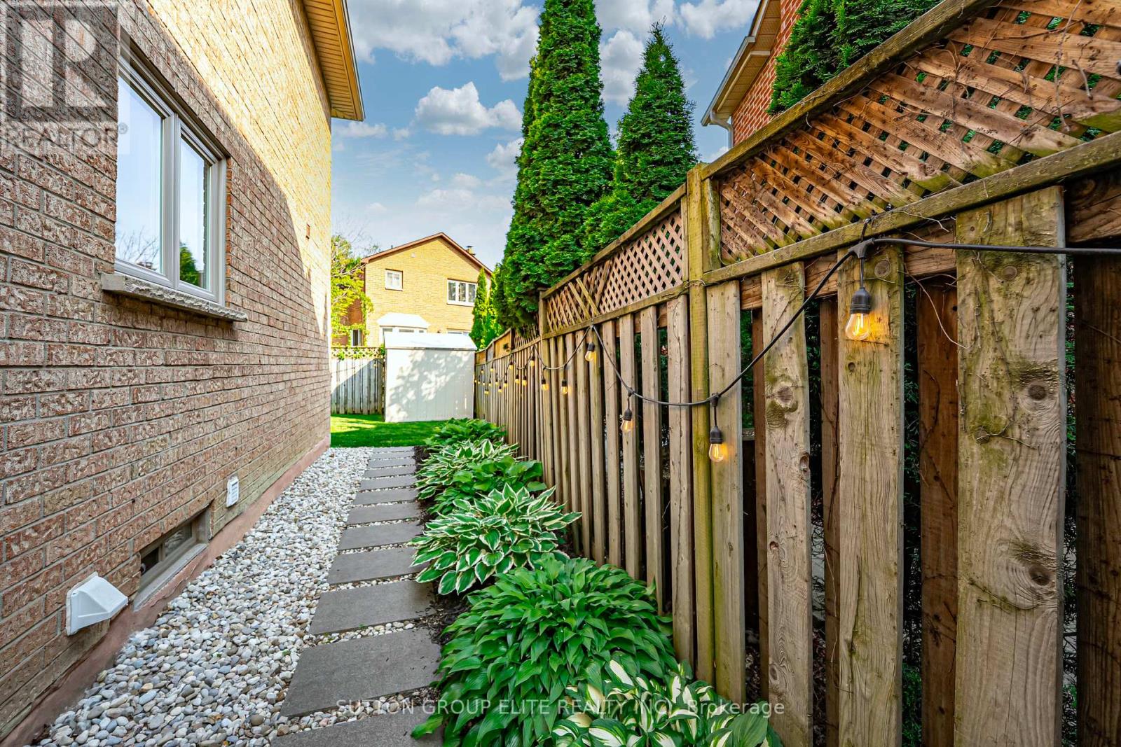 298 Fredericksburg Court, Mississauga, Ontario  L4Z 2T2 - Photo 49 - W12912968