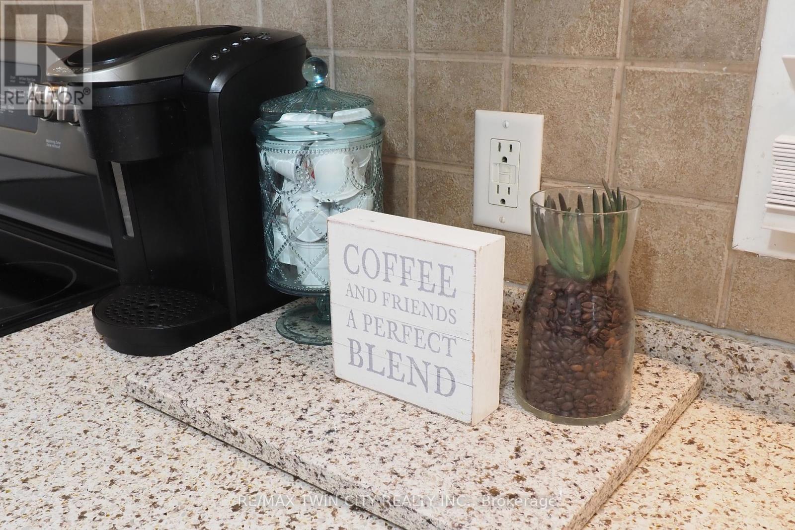 15 Milton Avenue W, Cambridge, Ontario  N3C 2Y3 - Photo 13 - X12912944