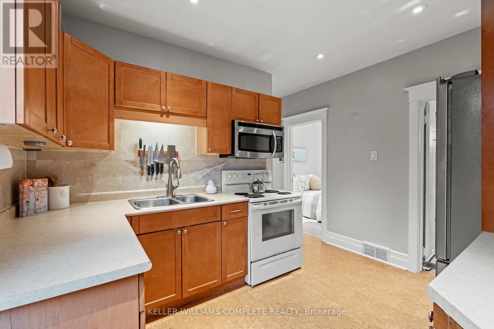 26 Garside Avenue N, Hamilton, Ontario  L8H 4W2 - Photo 17 - X12912960