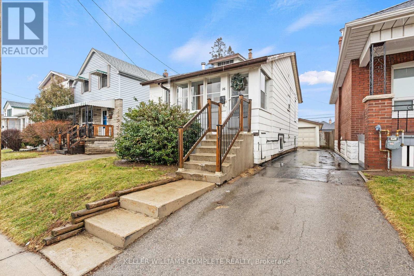 26 Garside Avenue N, Hamilton, Ontario  L8H 4W2 - Photo 2 - X12912960