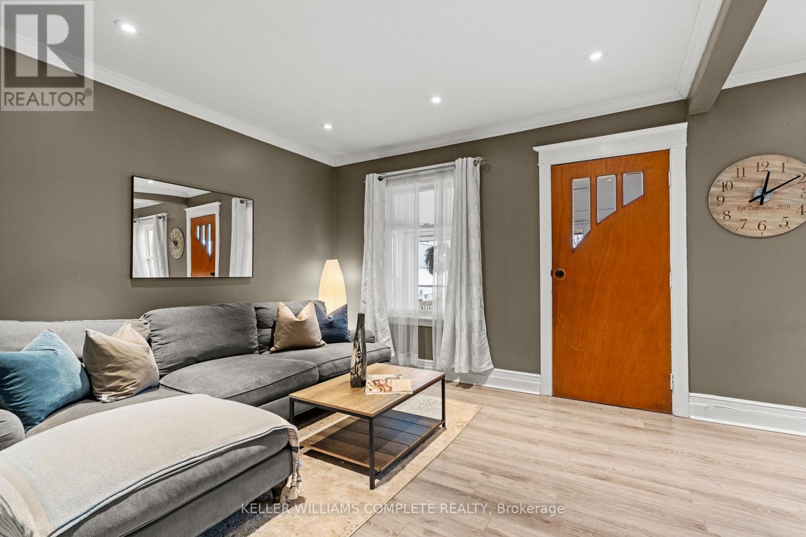 26 Garside Avenue N, Hamilton, Ontario  L8H 4W2 - Photo 9 - X12912960