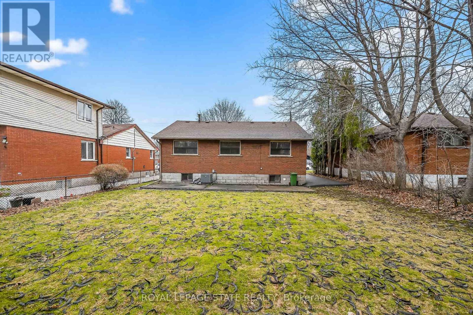 134 West 28th Street, Hamilton, Ontario  L9C 5B2 - Photo 31 - X12912966