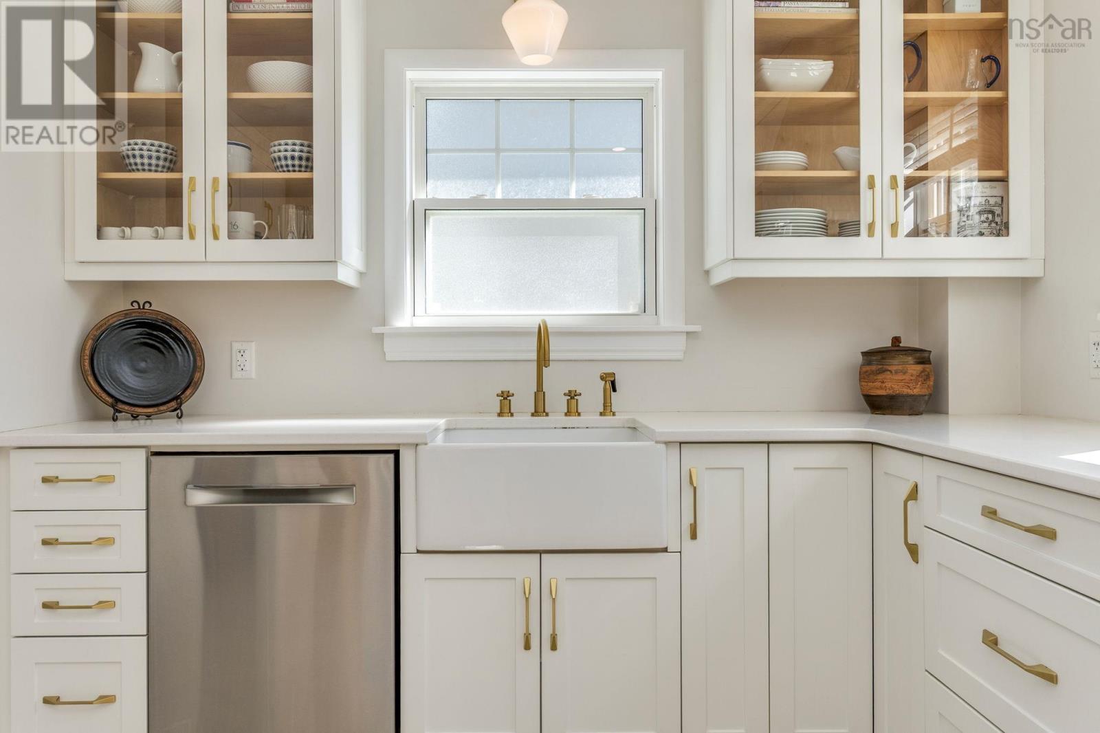 1050 Greenwood Avenue, Halifax, Nova Scotia  B3H 3L2 - Photo 10 - 202605257