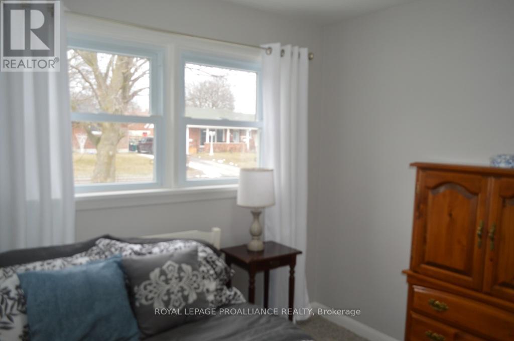 4 Gearin Street, Quinte West, Ontario  K8V 3Y1 - Photo 11 - X12912988