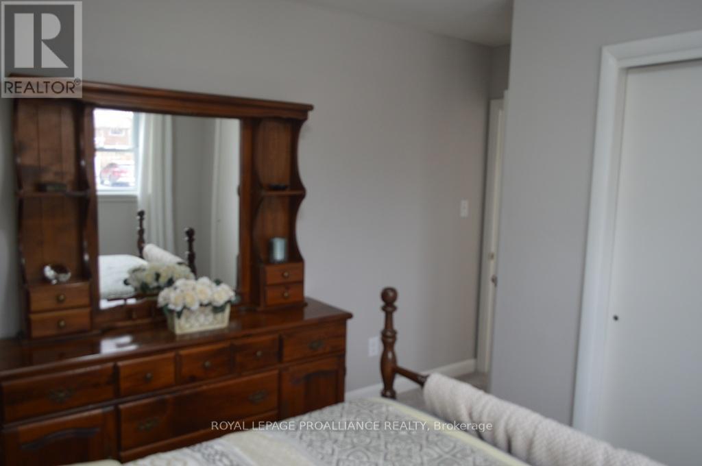 4 Gearin Street, Quinte West, Ontario  K8V 3Y1 - Photo 13 - X12912988