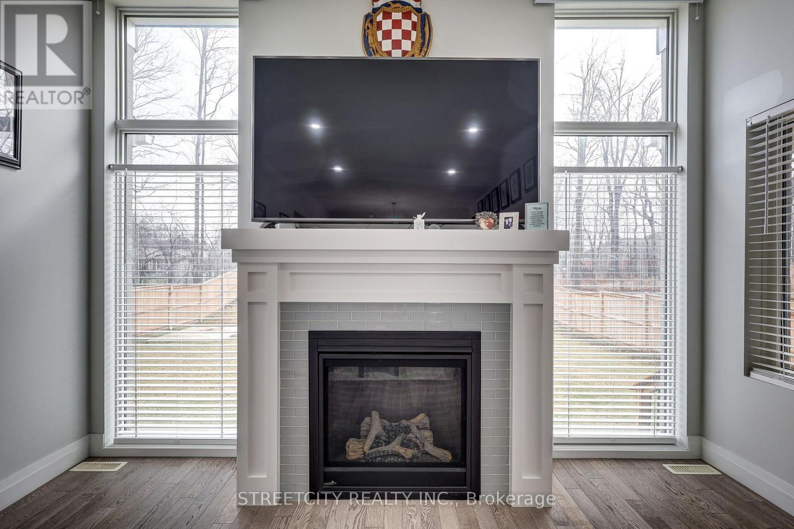 95 Optimist Drive, Southwold, Ontario  N5P 3T2 - Photo 11 - X12913004