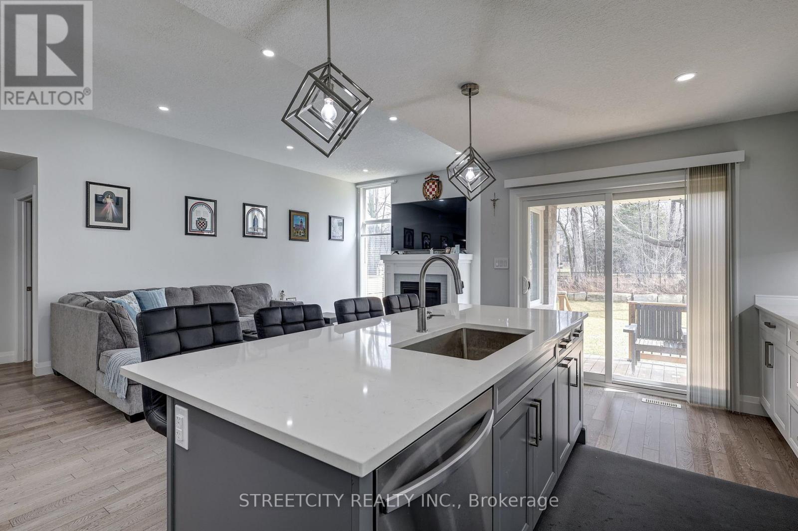 95 Optimist Drive, Southwold, Ontario  N5P 3T2 - Photo 20 - X12913004