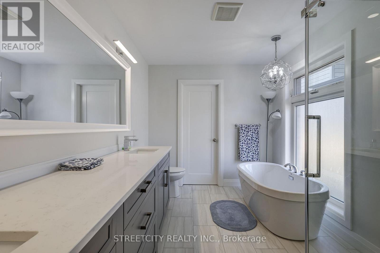 95 Optimist Drive, Southwold, Ontario  N5P 3T2 - Photo 28 - X12913004