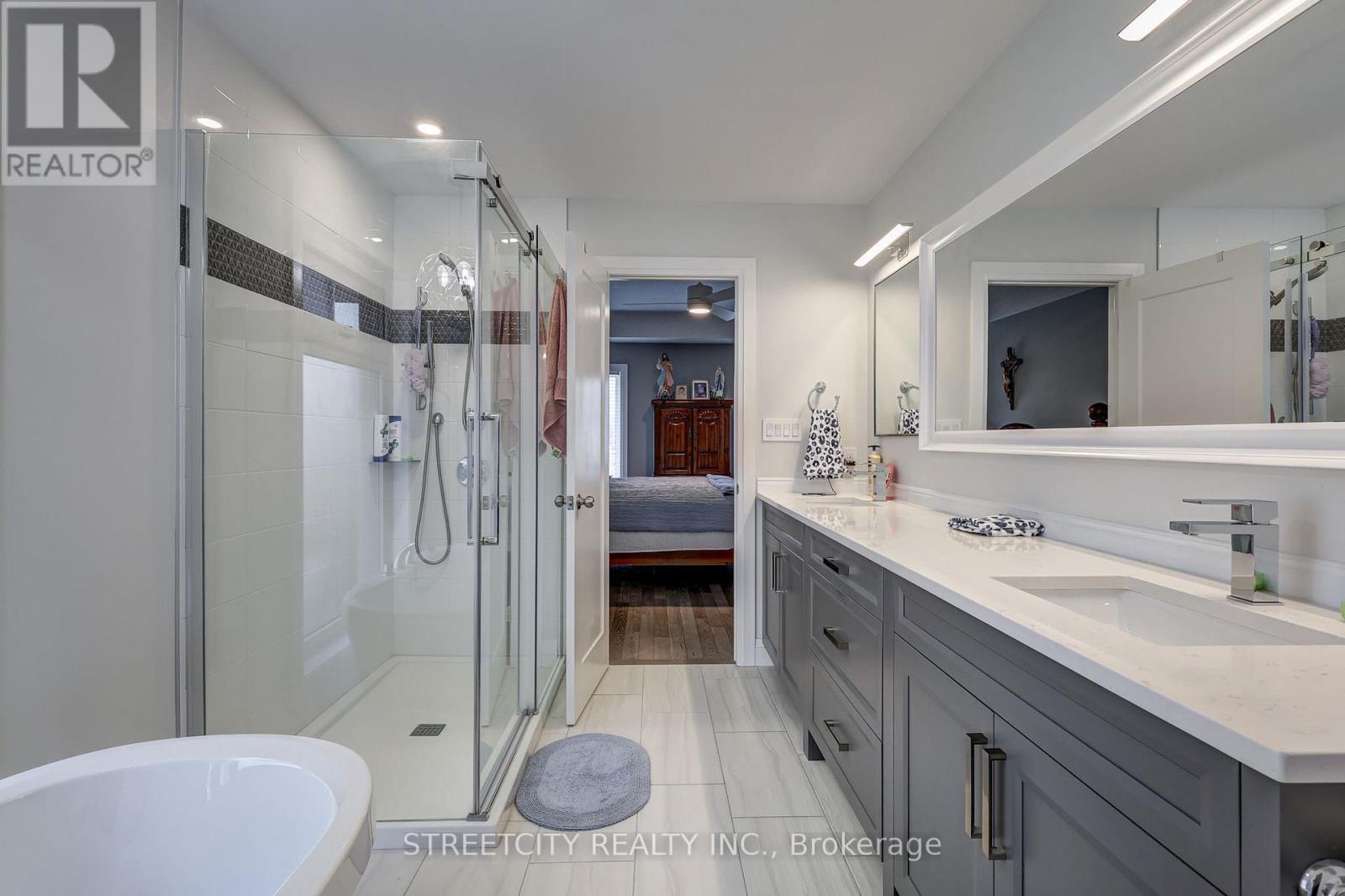 95 Optimist Drive, Southwold, Ontario  N5P 3T2 - Photo 30 - X12913004