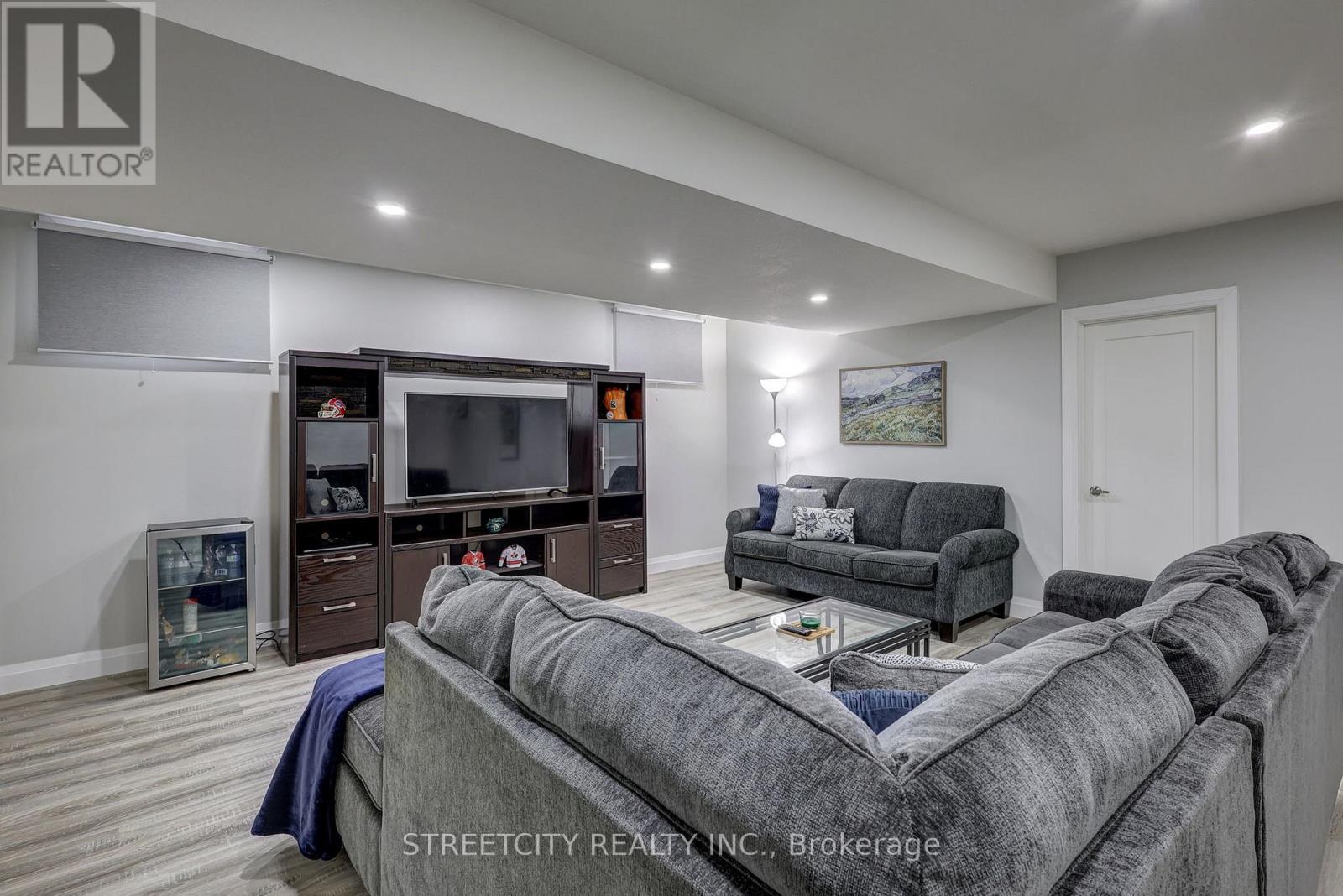 95 Optimist Drive, Southwold, Ontario  N5P 3T2 - Photo 34 - X12913004