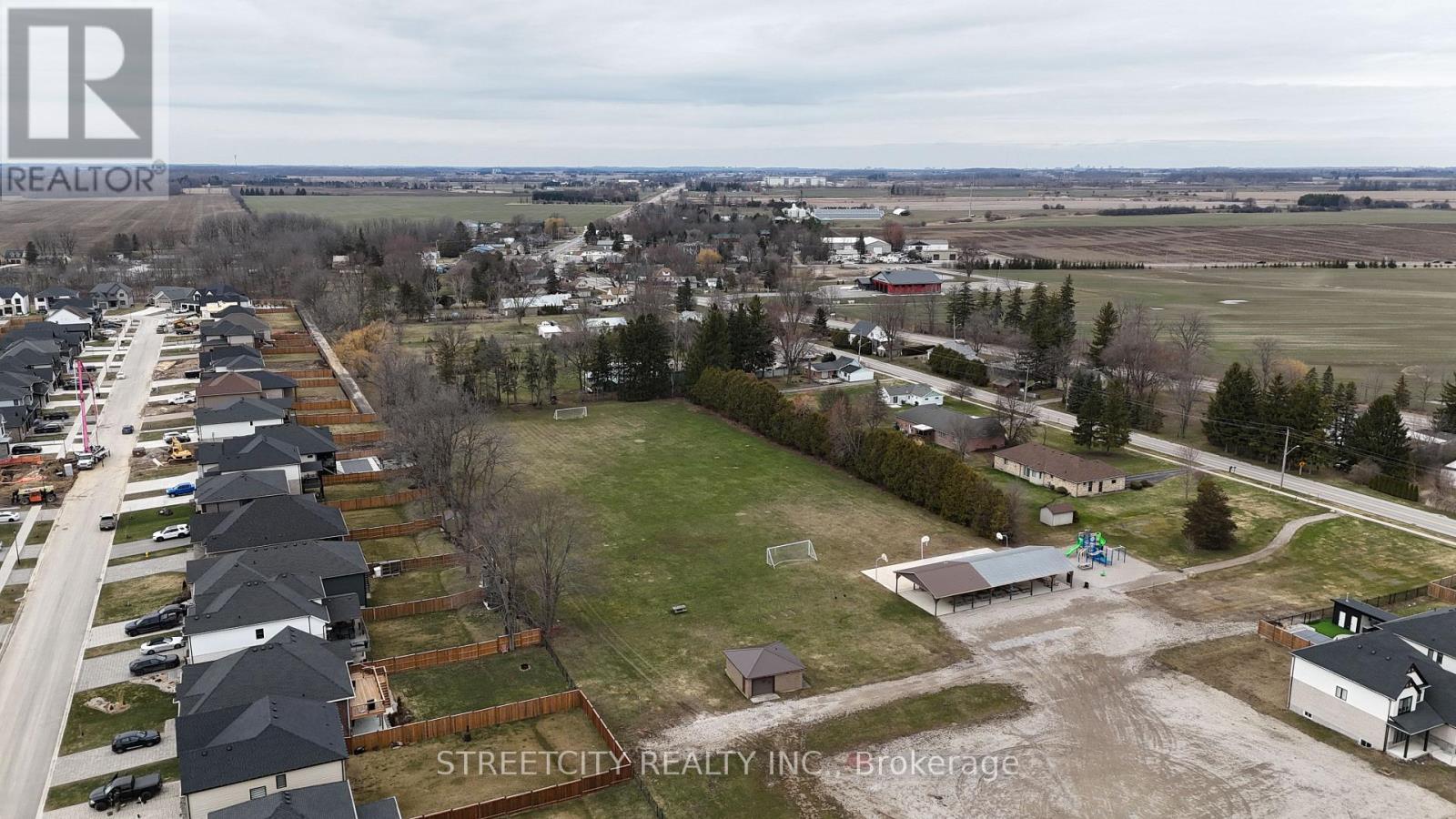 95 Optimist Drive, Southwold, Ontario  N5P 3T2 - Photo 47 - X12913004