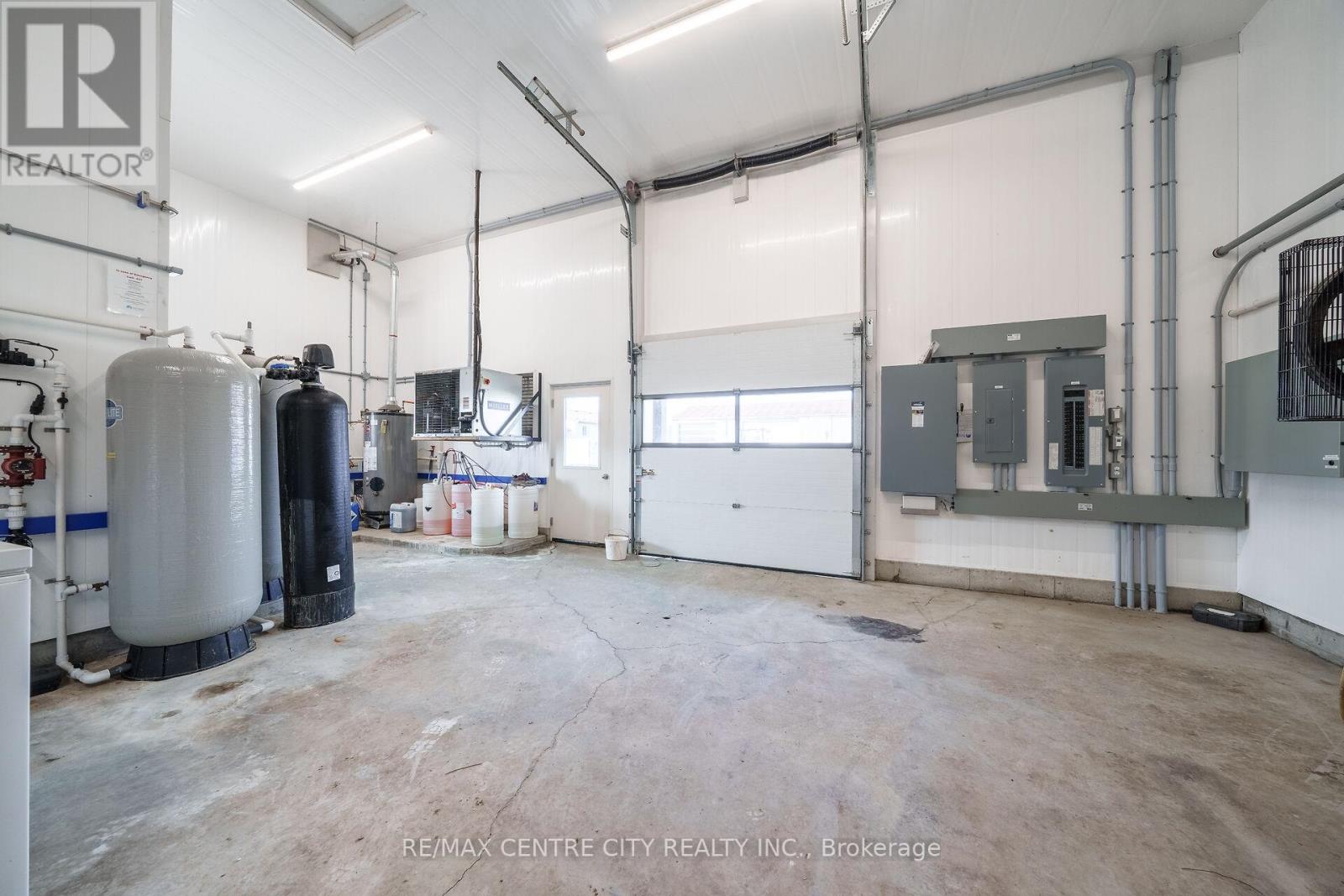 7645 Range Road 1, West Lincoln, Ontario  L0R 2A0 - Photo 17 - X12913012