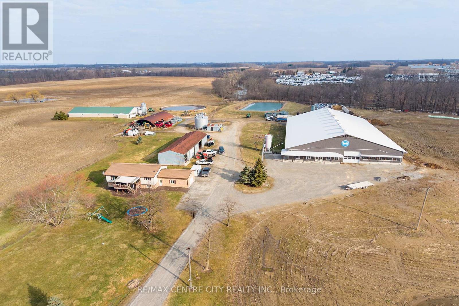 7645 Range Road 1, West Lincoln, Ontario  L0R 2A0 - Photo 7 - X12913012