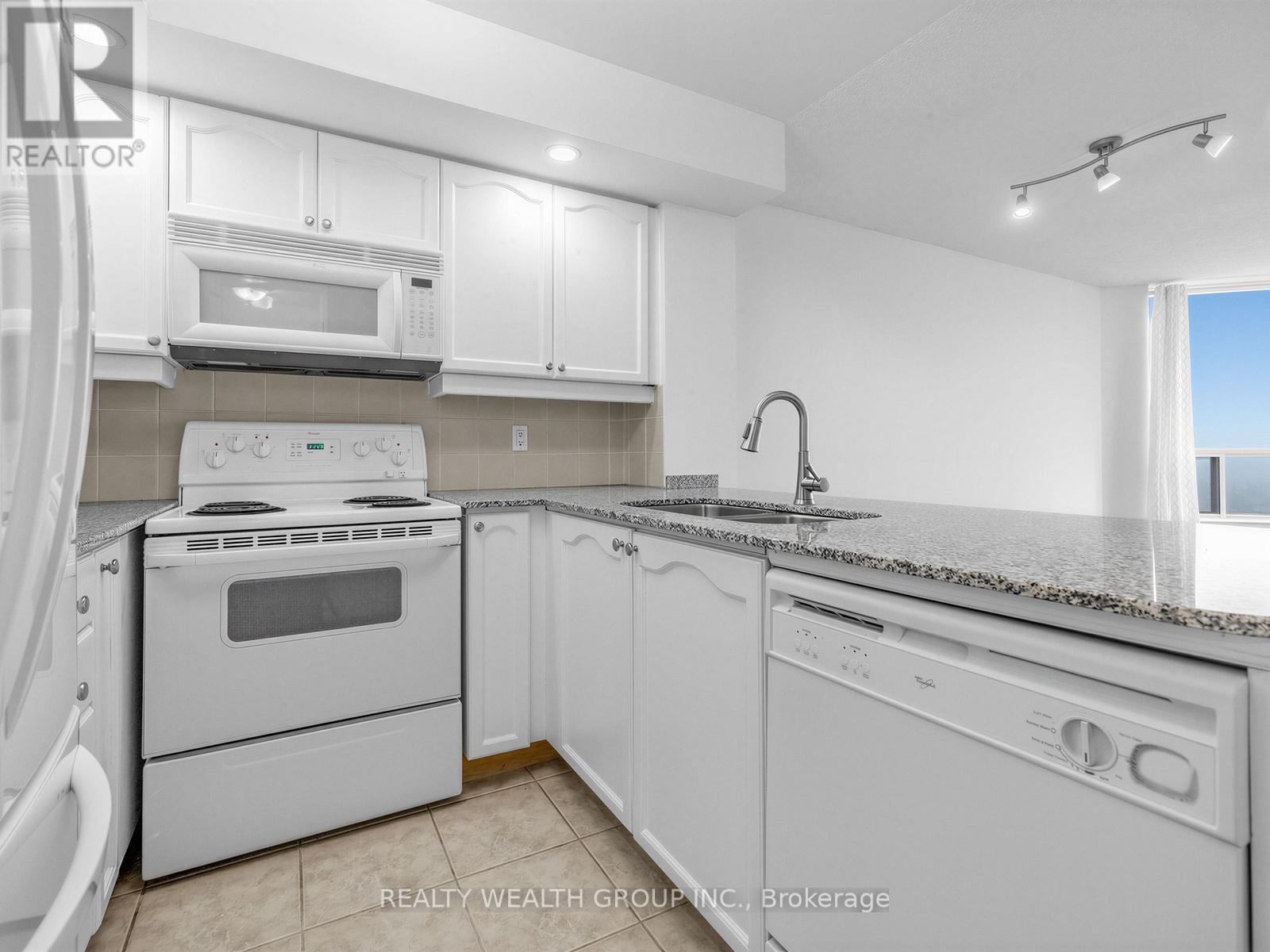 1503 - 5 Northtown Way, Toronto, Ontario  M2N 7A1 - Photo 11 - C12913008