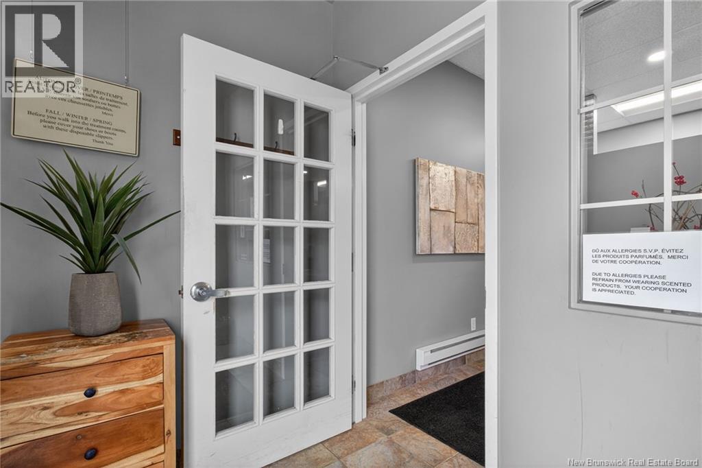 710 Elmwood, Moncton, New Brunswick  E1A 2X7 - Photo 13 - NB135535