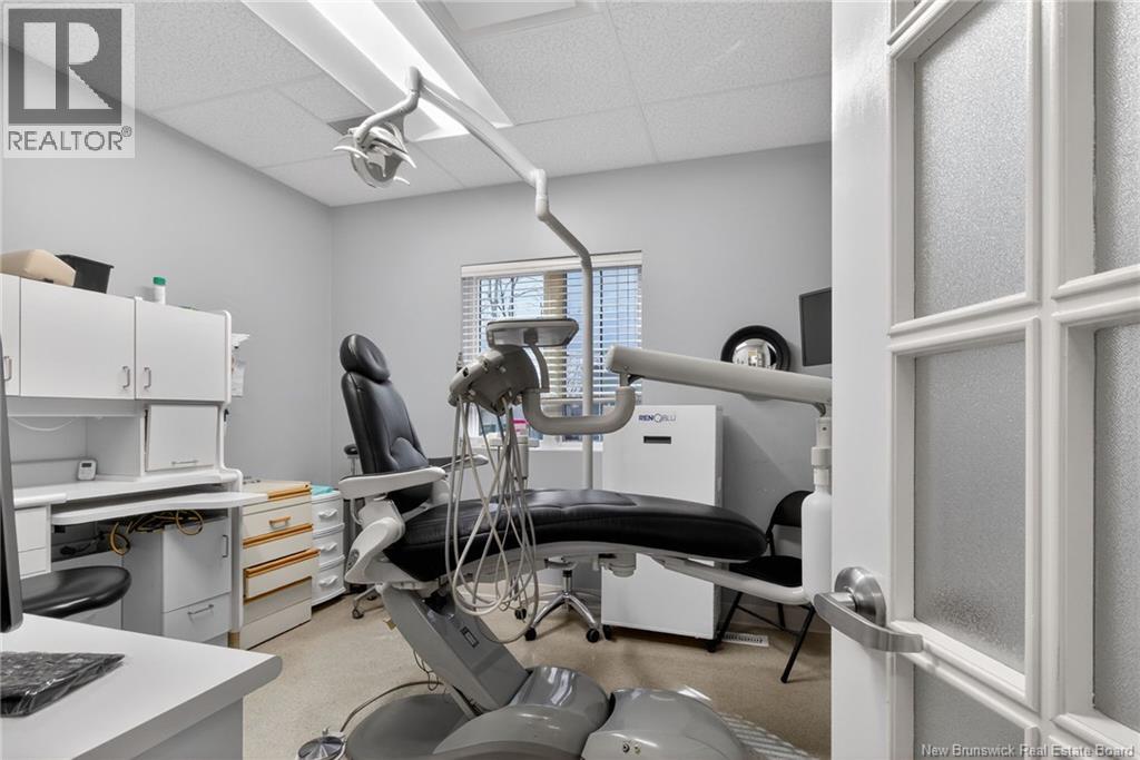 710 Elmwood, Moncton, New Brunswick  E1A 2X7 - Photo 25 - NB135535