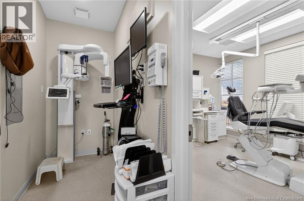 710 Elmwood, Moncton, New Brunswick  E1A 2X7 - Photo 27 - NB135535