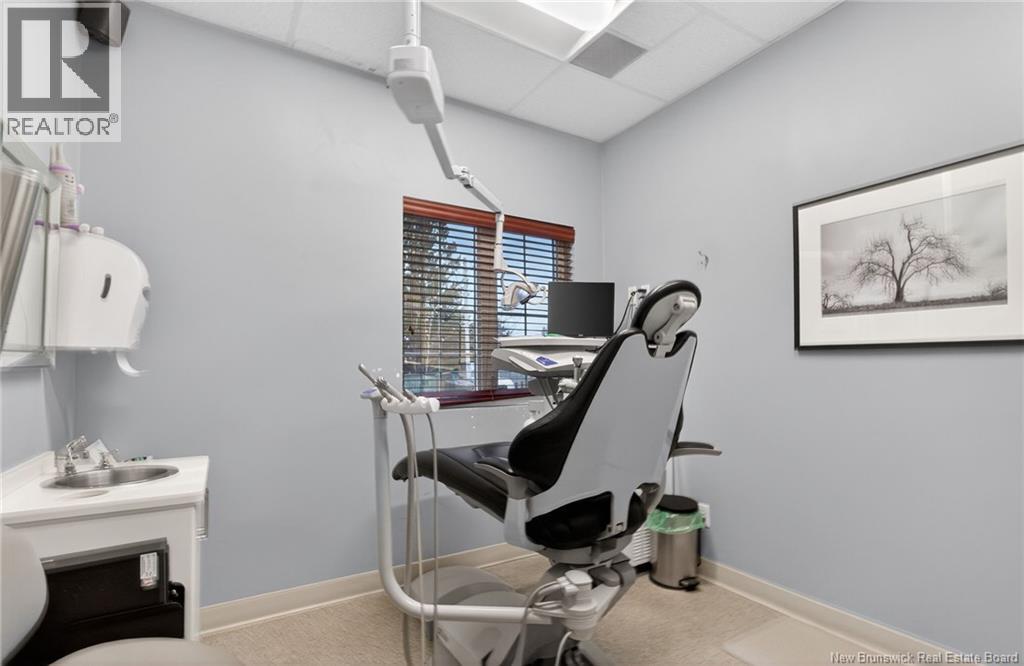 710 Elmwood, Moncton, New Brunswick  E1A 2X7 - Photo 32 - NB135535