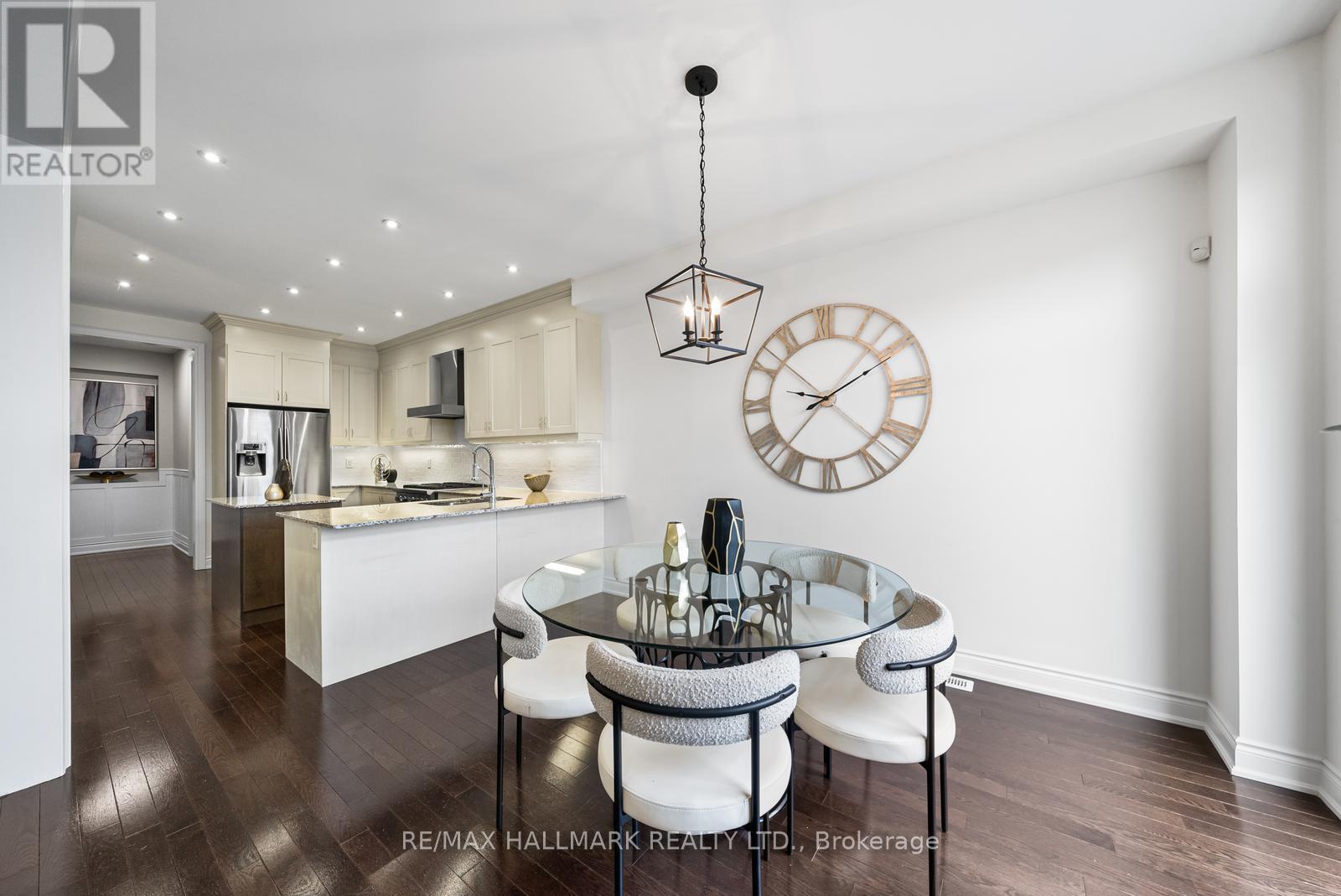 317 Oberfrick Avenue, Vaughan (Patterson), Ontario  L6A 0R5 - Photo 12 - N12912984