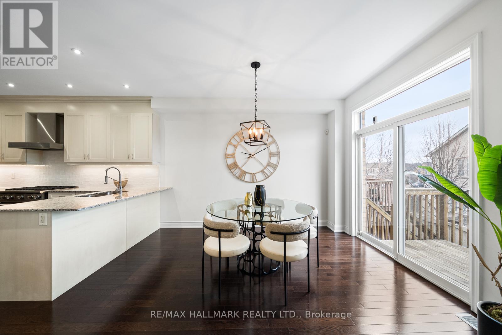 317 Oberfrick Avenue, Vaughan (Patterson), Ontario  L6A 0R5 - Photo 14 - N12912984