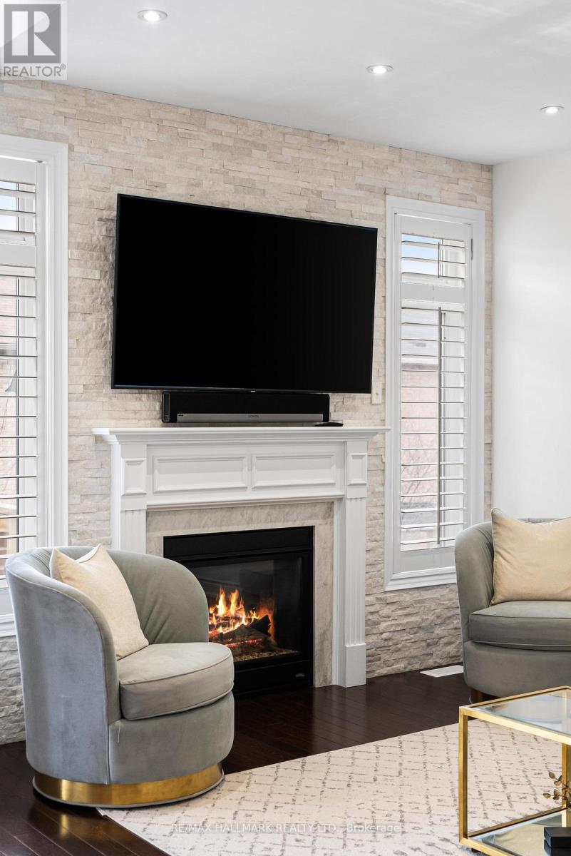 317 Oberfrick Avenue, Vaughan (Patterson), Ontario  L6A 0R5 - Photo 17 - N12912984