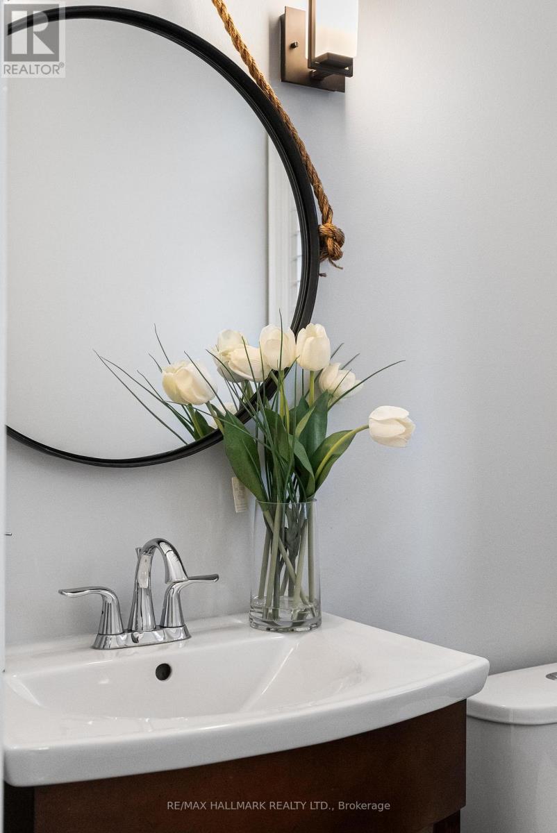 317 Oberfrick Avenue, Vaughan (Patterson), Ontario  L6A 0R5 - Photo 19 - N12912984