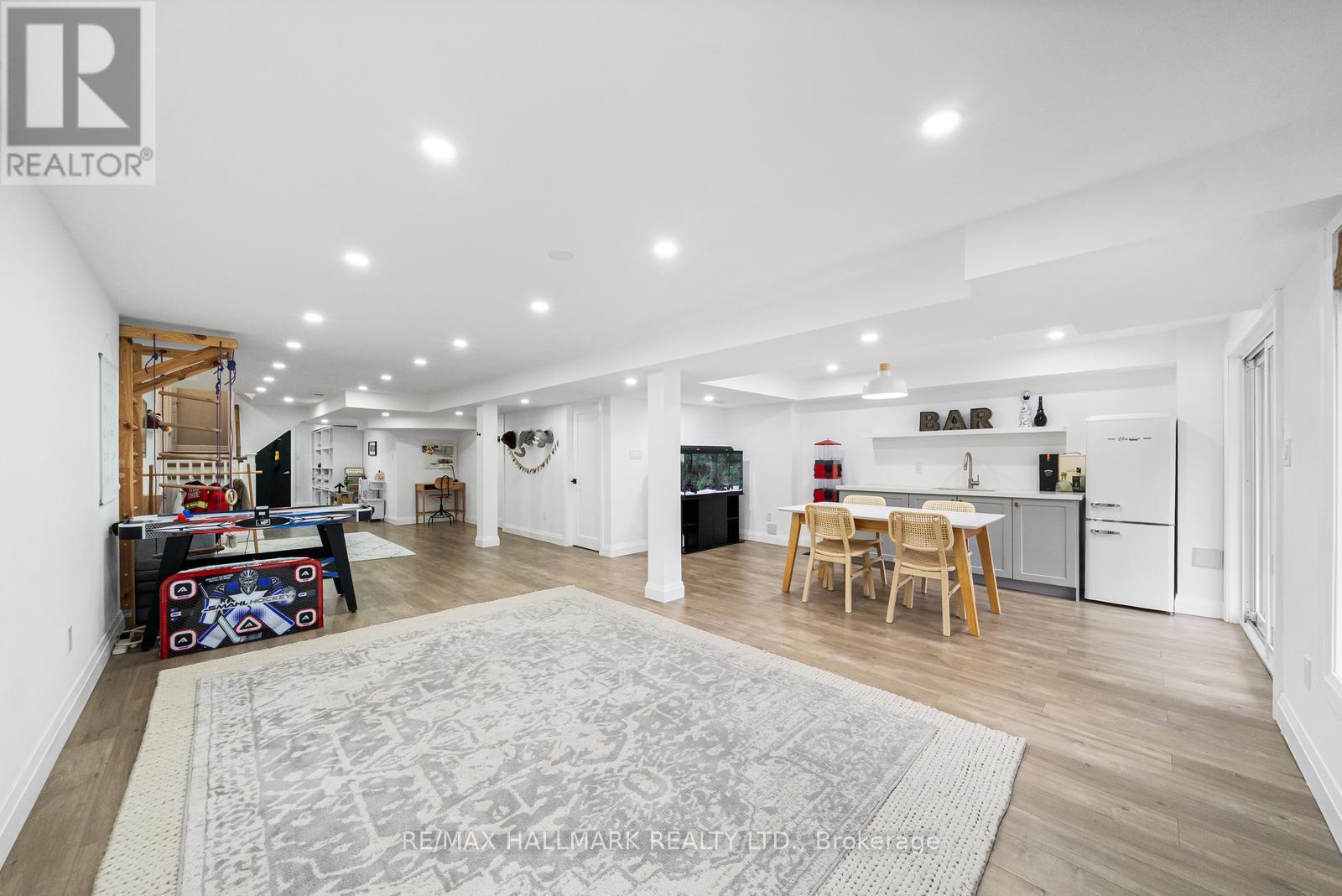 317 Oberfrick Avenue, Vaughan (Patterson), Ontario  L6A 0R5 - Photo 38 - N12912984