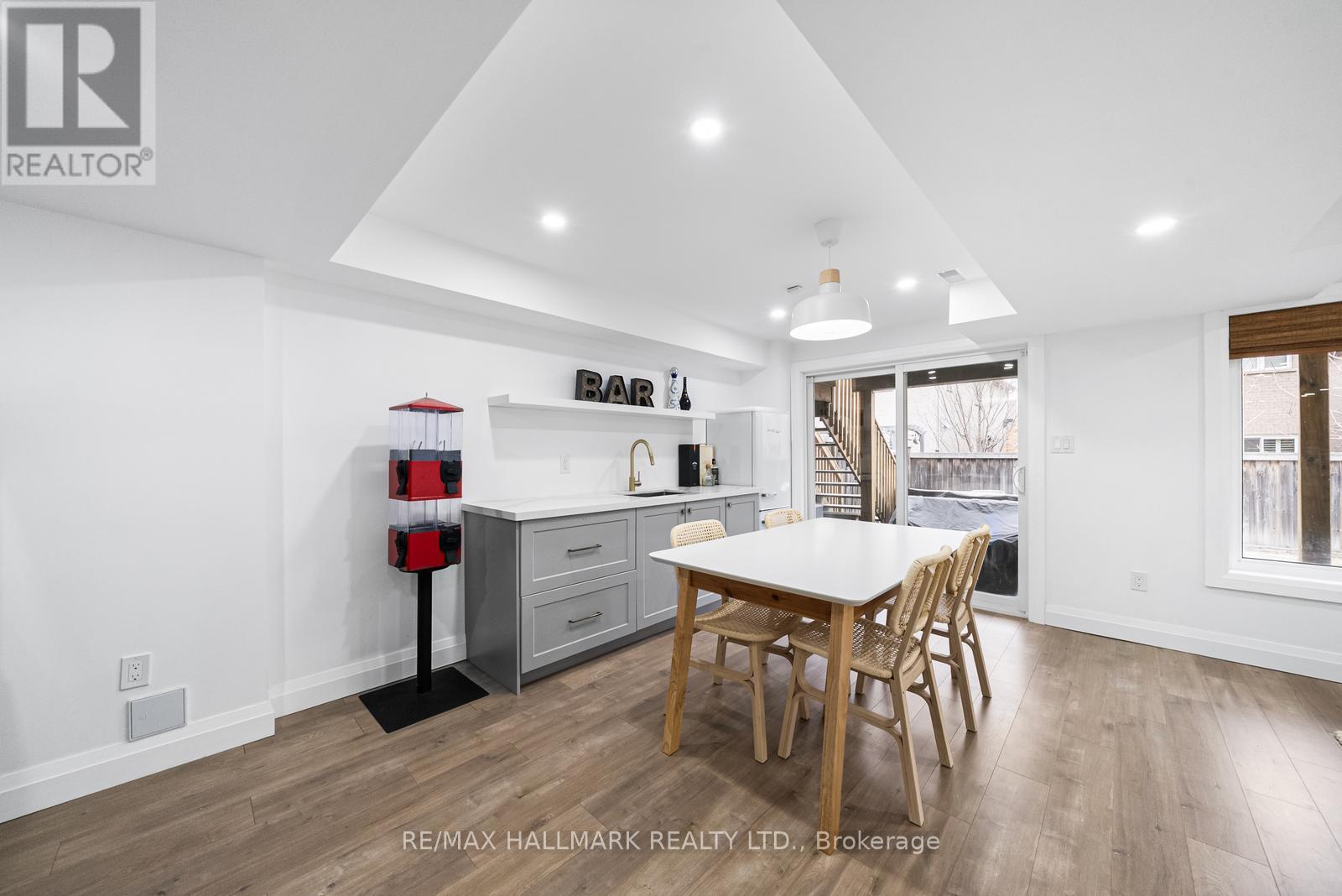 317 Oberfrick Avenue, Vaughan (Patterson), Ontario  L6A 0R5 - Photo 40 - N12912984