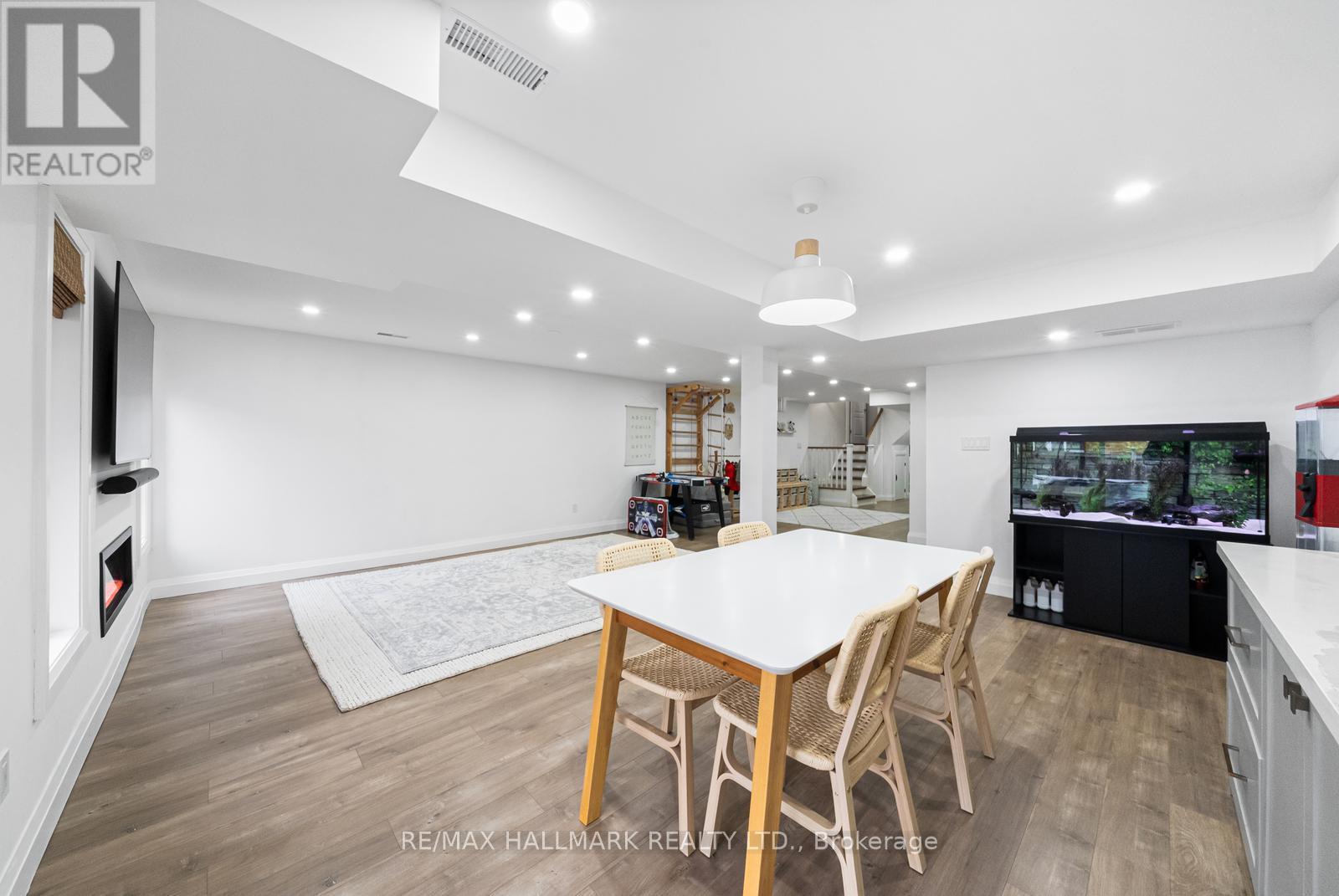 317 Oberfrick Avenue, Vaughan (Patterson), Ontario  L6A 0R5 - Photo 41 - N12912984