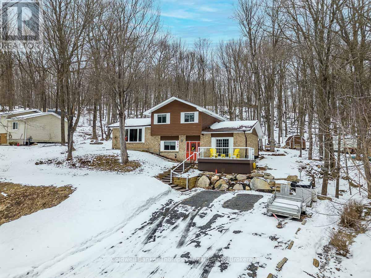 392 Indian Trail, Huntsville, Ontario  P1H 1Y9 - Photo 2 - X12912996