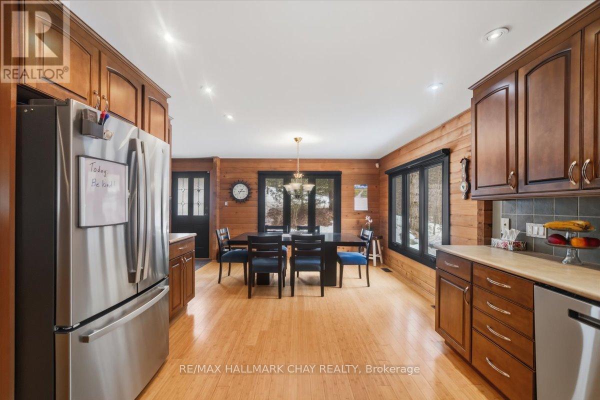 8361 11th Line, Essa, Ontario  L0L 2N0 - Photo 17 - N12912986