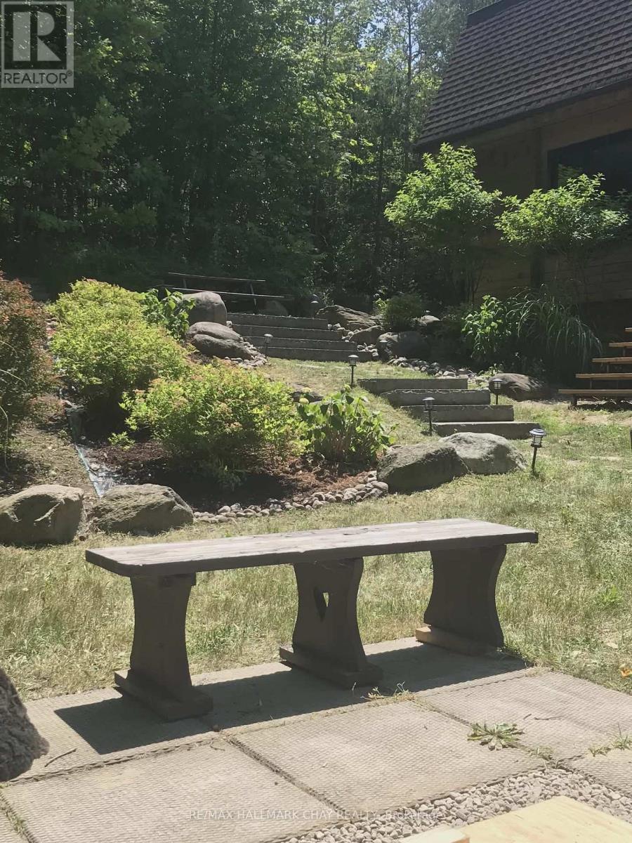 8361 11th Line, Essa, Ontario  L0L 2N0 - Photo 37 - N12912986