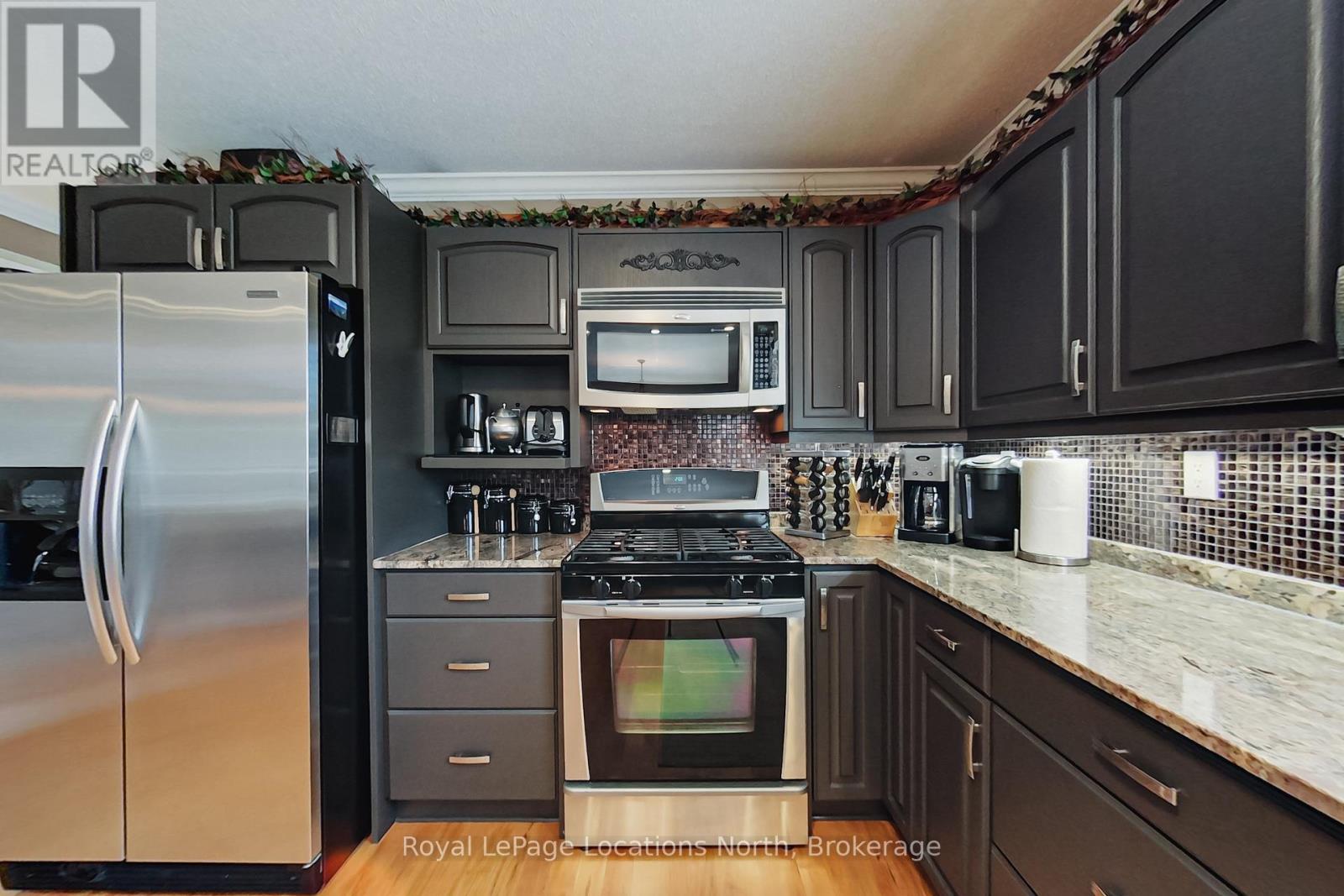 110 Liisa's Lane, Blue Mountains, Ontario  L9Y 0M3 - Photo 12 - X12913010